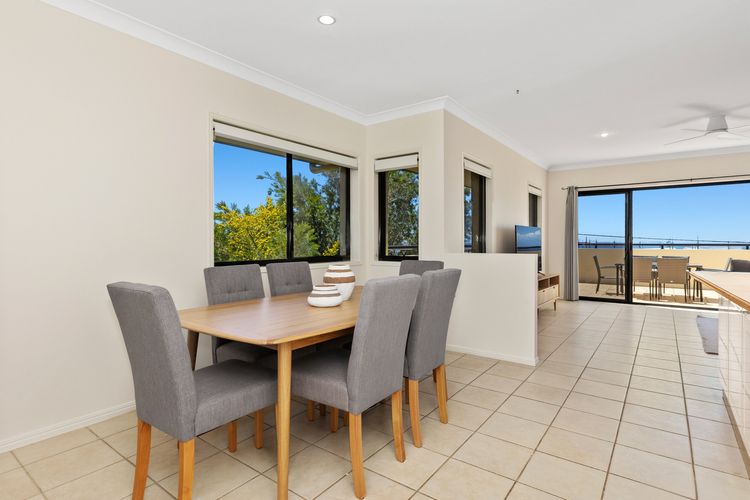 Luna Sea Kingscliff with Ocean Glimpses