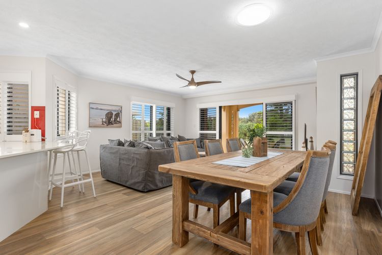 Salty Kisses on Marine Parade