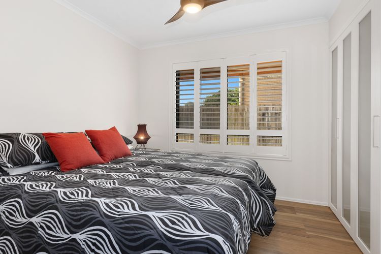 Salty Kisses on Marine Parade