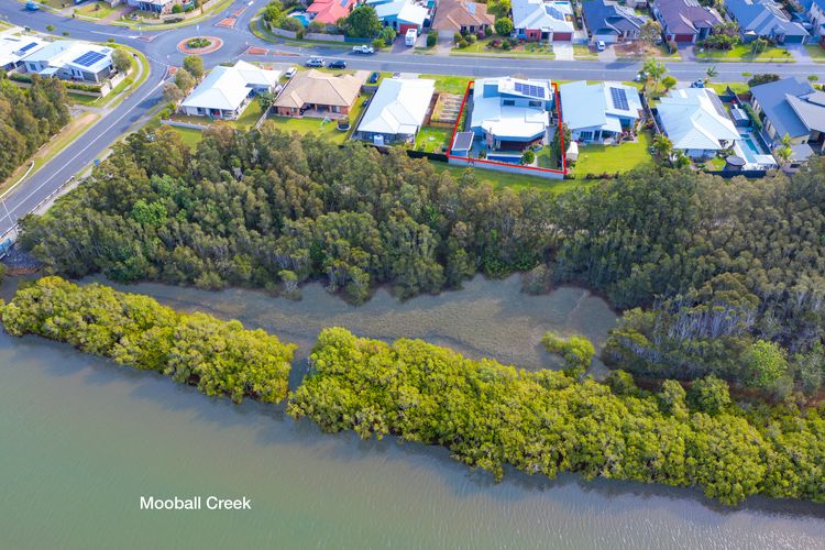 The Doggy Beach House –  with Pool in Pottsville