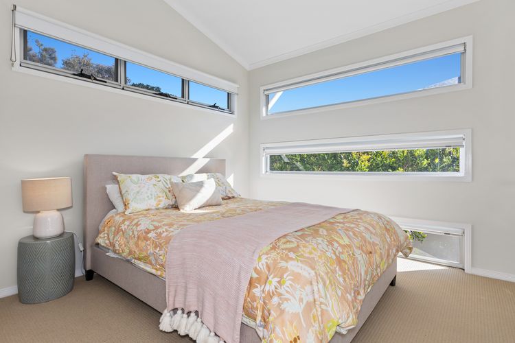 Surfside Dreaming – Townhouse with Pool Close to the Beach