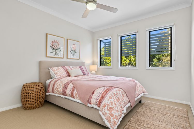 Surfside Dreaming – Townhouse with Pool Close to the Beach