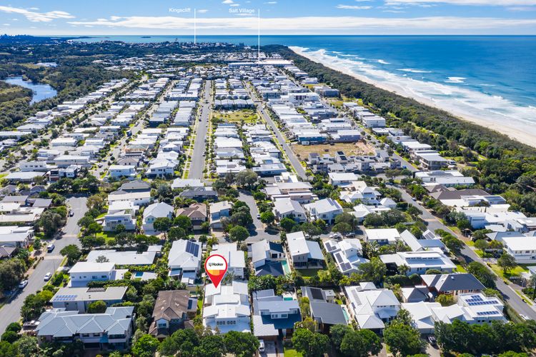 Surfside Dreaming – Townhouse with Pool Close to the Beach