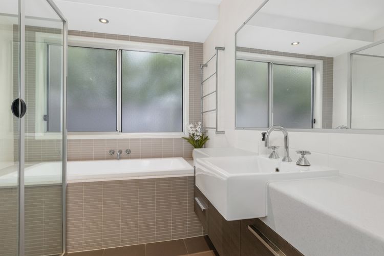 Casuarina Surfbreak Beach House with Pool