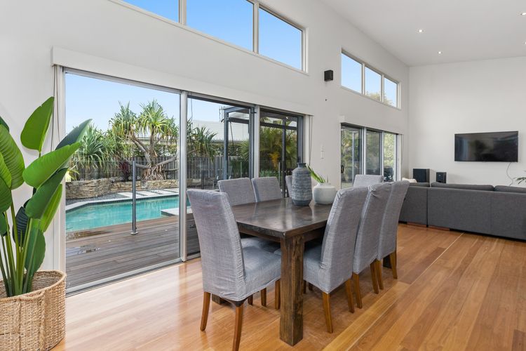 Casuarina Surfbreak Beach House with Pool