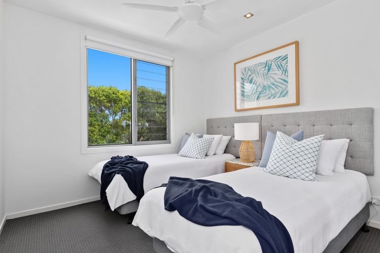 Beachside Haven Modern Townhouse with Pool
