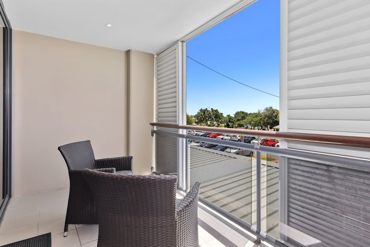 Beached On Marine Parade