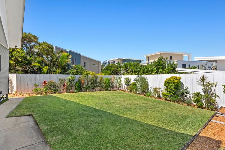 Beach House On Ebony – Casuarina