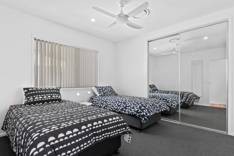 Beach House On Ebony – Casuarina