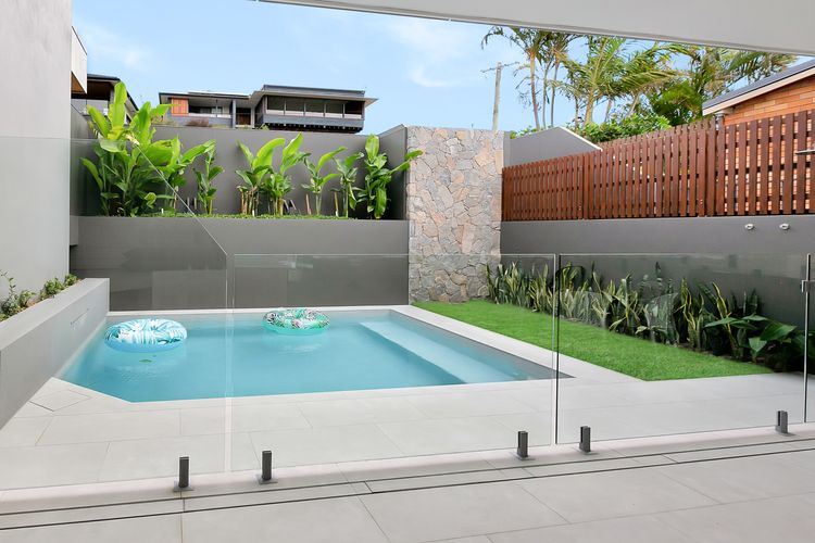 Luxe Paradise with sweeping Ocean Views & Pool