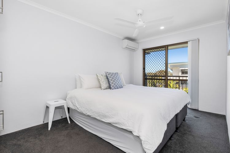 Sunrise by the Sea 5 – Oceanview Apartment