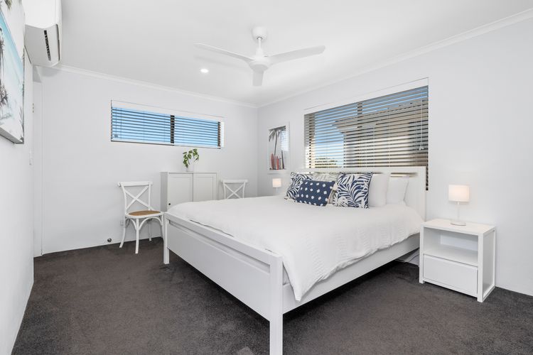 Sunrise by the Sea 5 – Oceanview Apartment