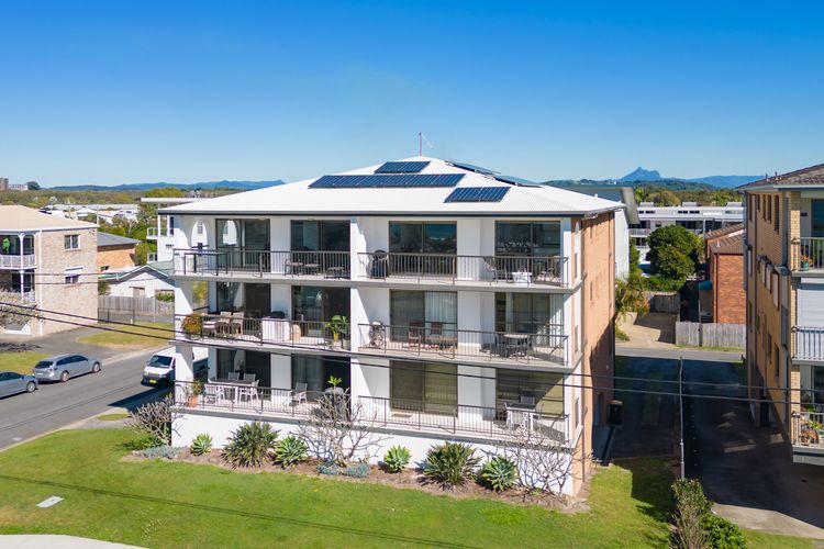 Sunrise by the Sea 5 – Oceanview Apartment