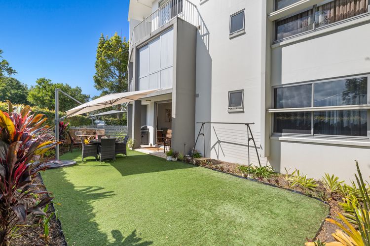 Drift North 42 with Resort Pool