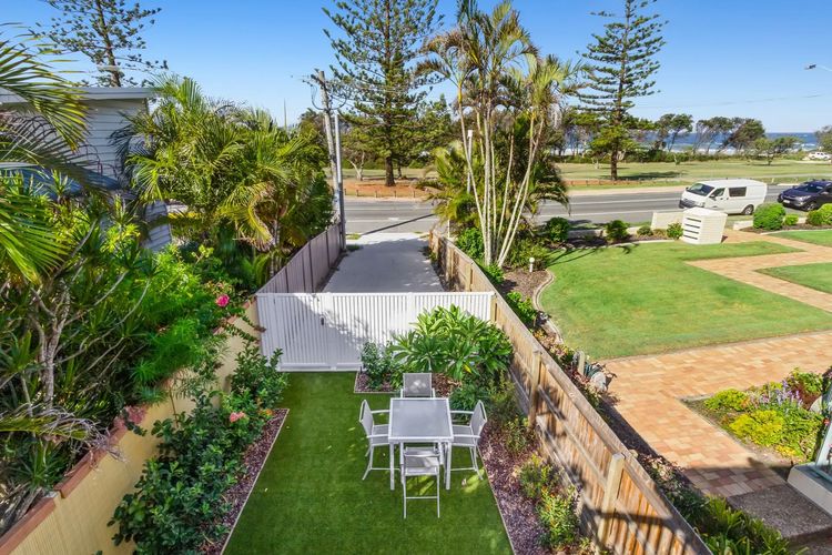2br – Little Opulence Beach Villa on Marine
