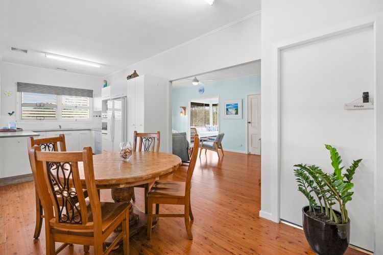 Pacific Waves – Pet Friendly Original Beach House