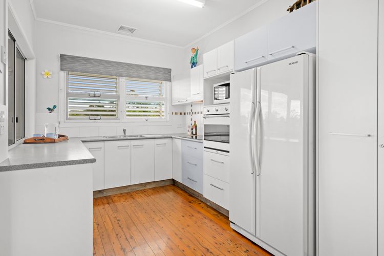 Pacific Waves – Pet Friendly Original Beach House