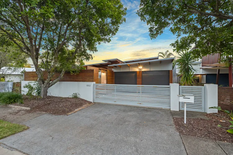 The Beach Casa – 300m to Beach!