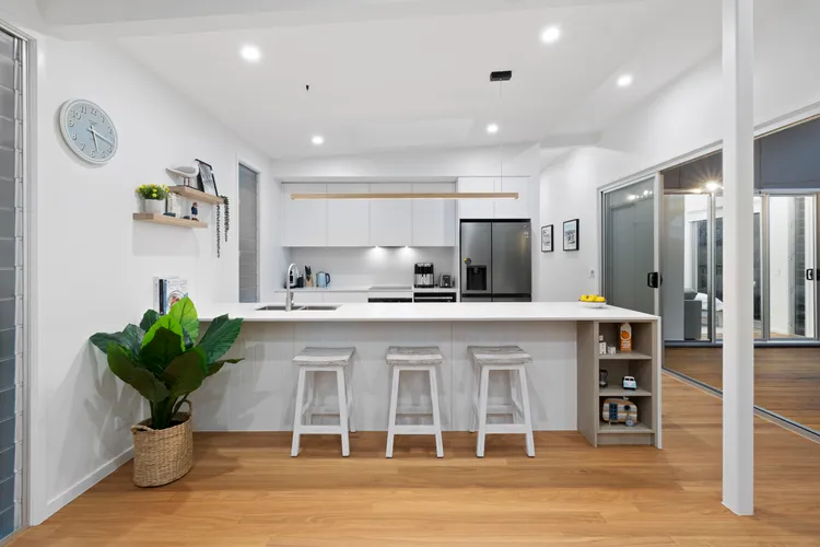 The Beach Casa – 300m to Beach!