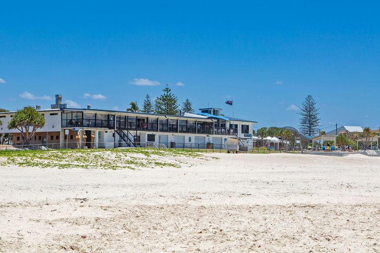 Salt Beach Escape – Coastal Reserve views and Pool