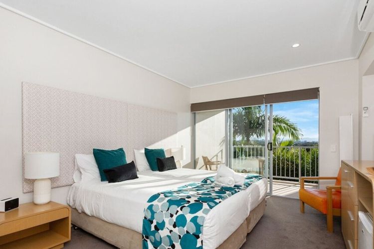 Resort & Spa 8321/22 – with Hinterland Views