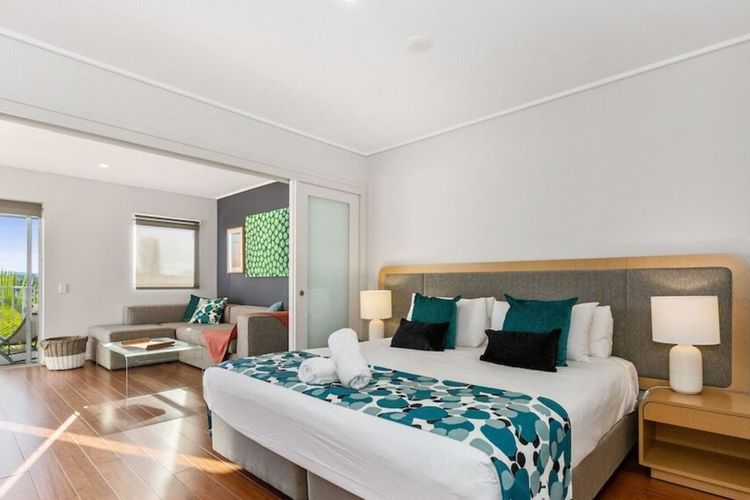 Resort & Spa 8321/22 – with Hinterland Views