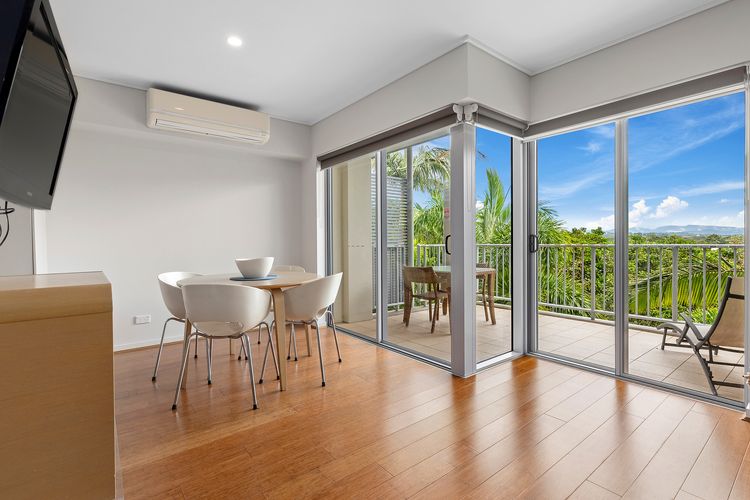 Resort & Spa 8321/22 – with Hinterland Views