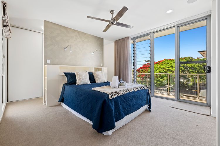 Ming 3 – Beachfront on Marine Parade