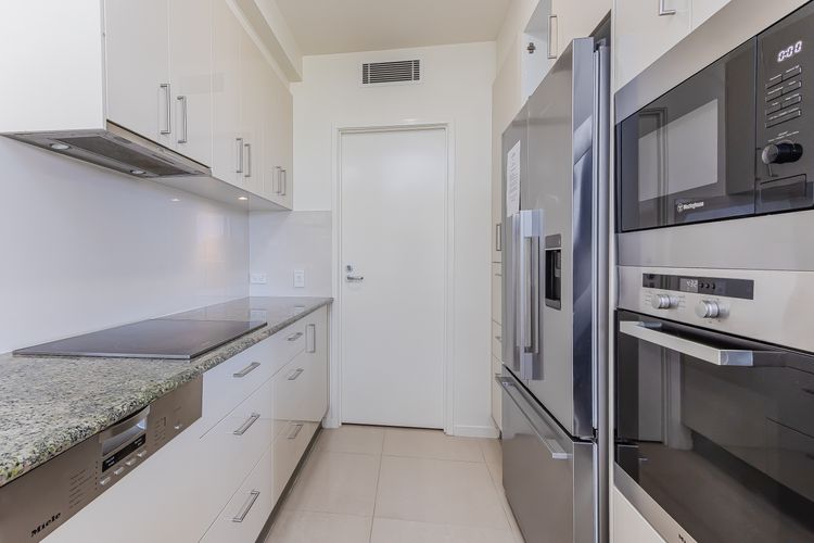 Ming 3 – Beachfront on Marine Parade