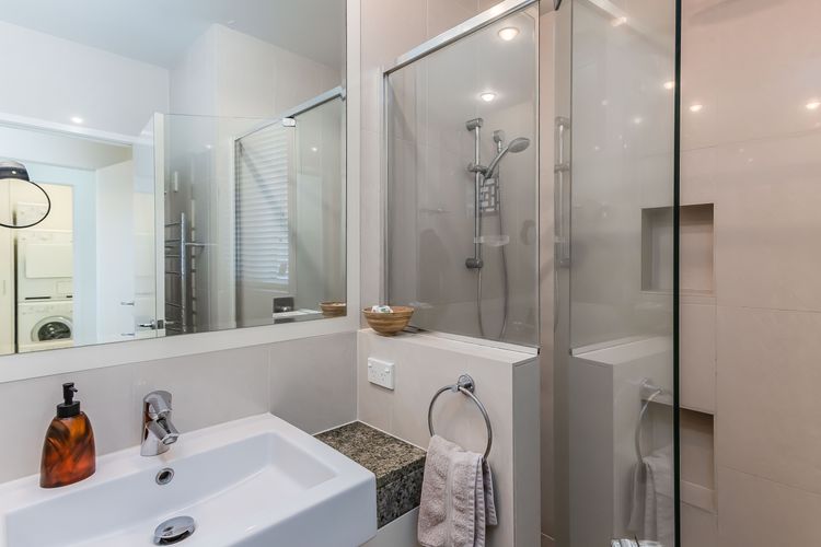 Ming 3 – Beachfront on Marine Parade