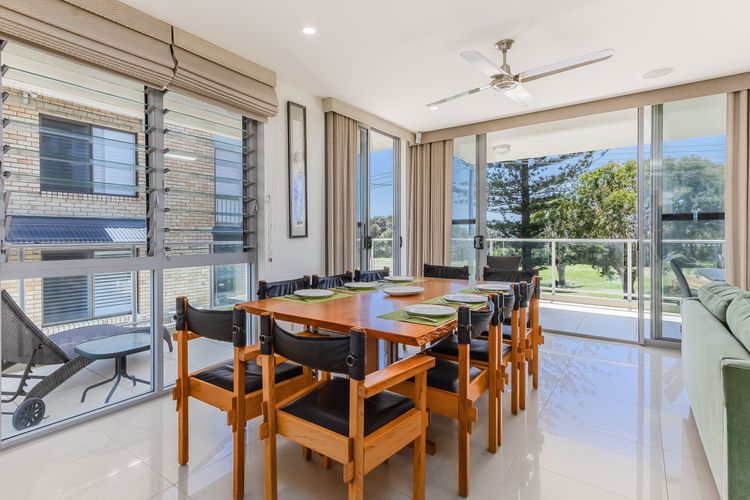 Ming 3 – Beachfront on Marine Parade