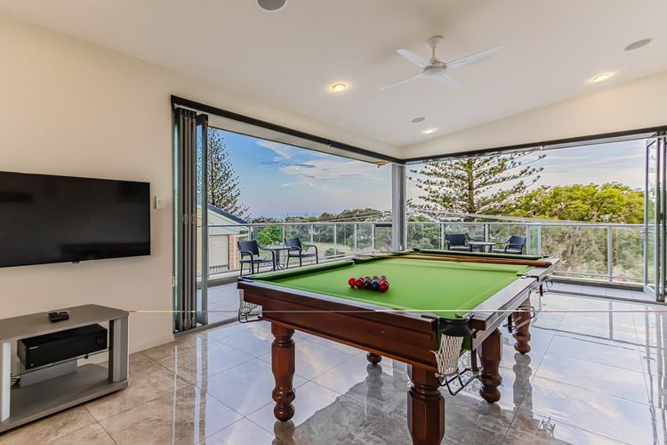 Ming 3 – Beachfront on Marine Parade