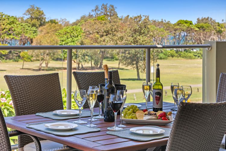 Ming 3 – Beachfront on Marine Parade