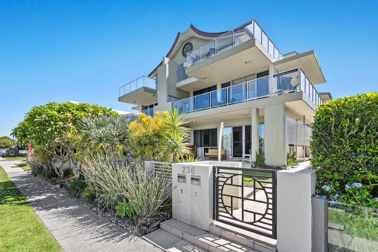 Ming 3 – Beachfront on Marine Parade