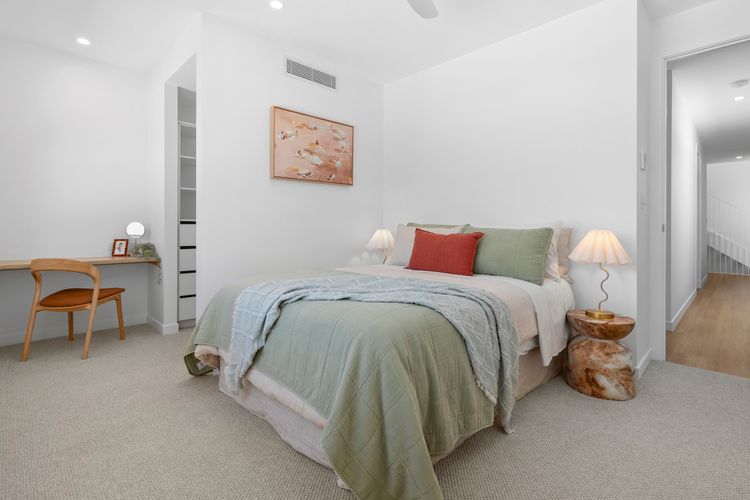 Pearl House – Coastal Luxury Retreat with Pool