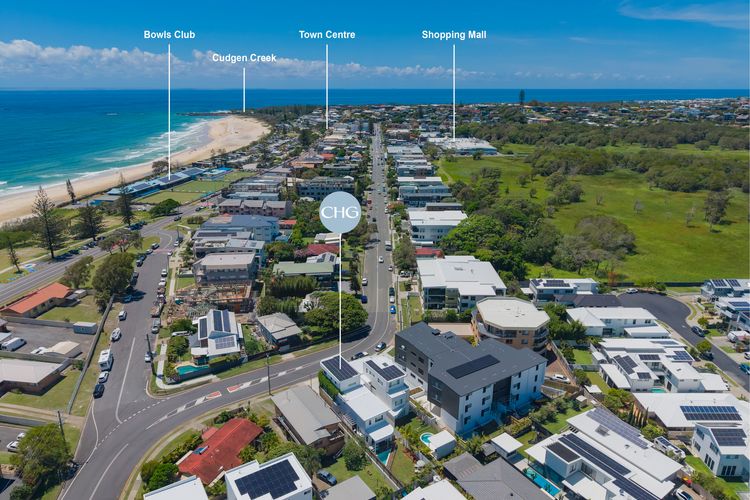 Pearl House – Coastal Luxury Retreat with Pool