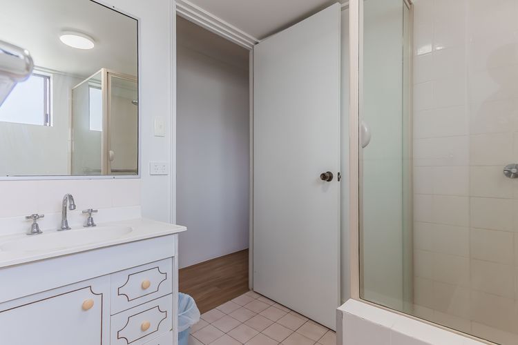 Ocean Views at Acacia – Beachfront Apartment