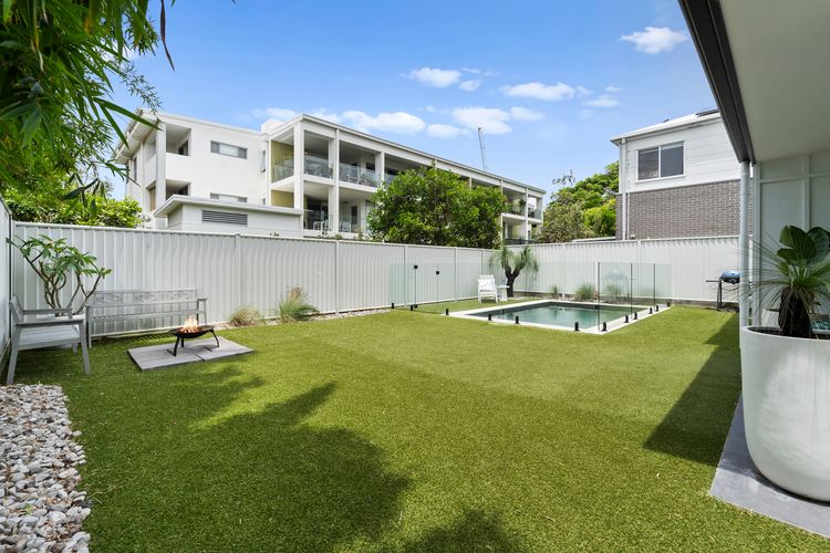 Holiday Haven on Spoonbill –Pet Friendly with Pool