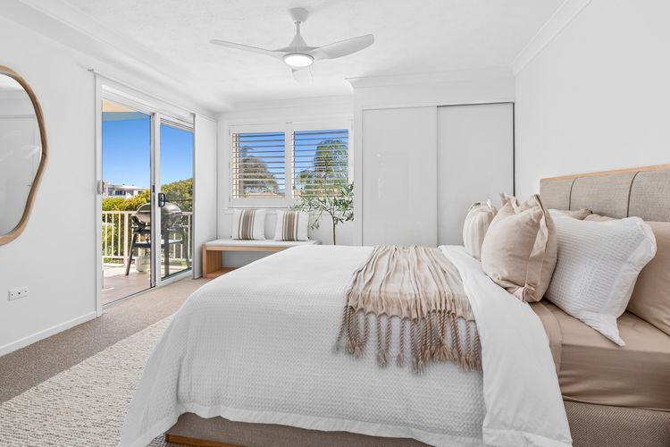 Ocean Outlook 4 on Marine Pde