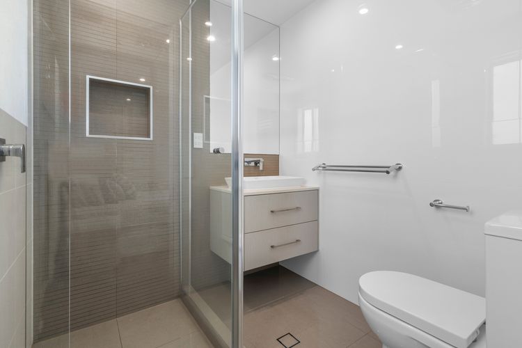 Cylinder Shores – Luxury Beachfront Home