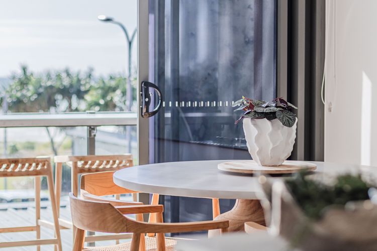 Coastal Haven – Ocean Views on Marine Parade