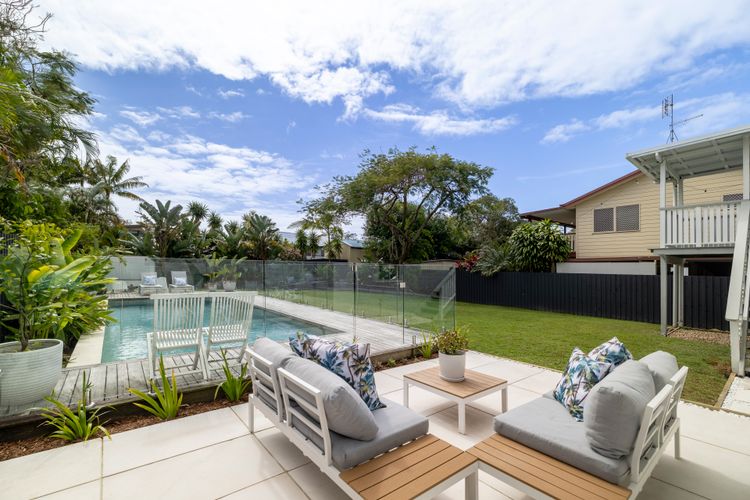 Kingscliff Beach House with Sauna and Pool