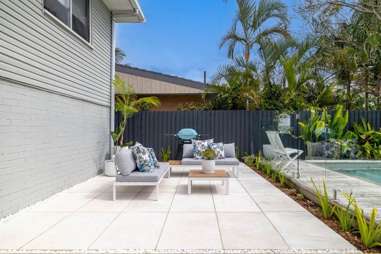 Kingscliff Beach House with Sauna and Pool