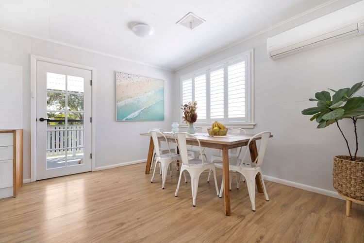 Kingscliff Beach House with Sauna and Pool