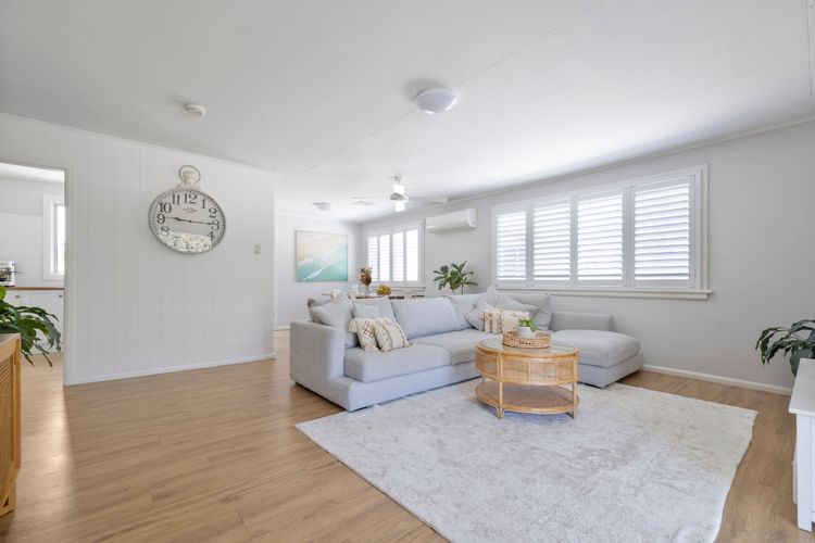 Kingscliff Beach House with Sauna and Pool