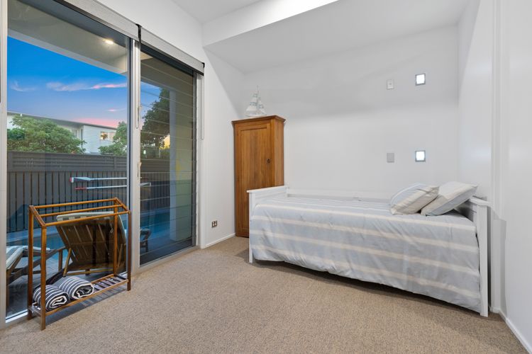 The Boat House- Casuarina Beachfront Home