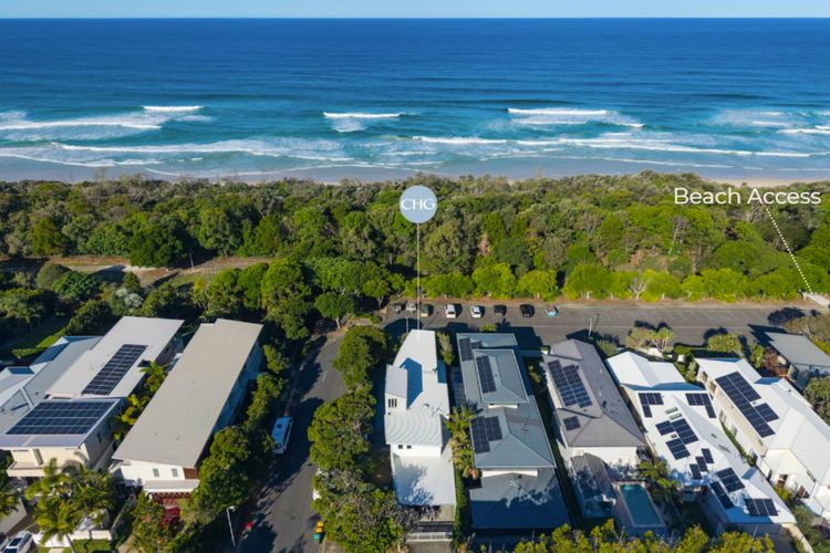 The Boat House- Casuarina Beachfront Home