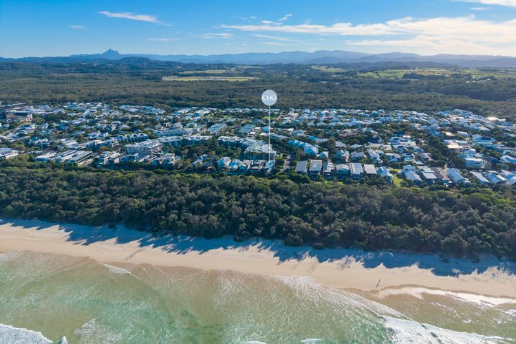 The Boat House- Casuarina Beachfront Home