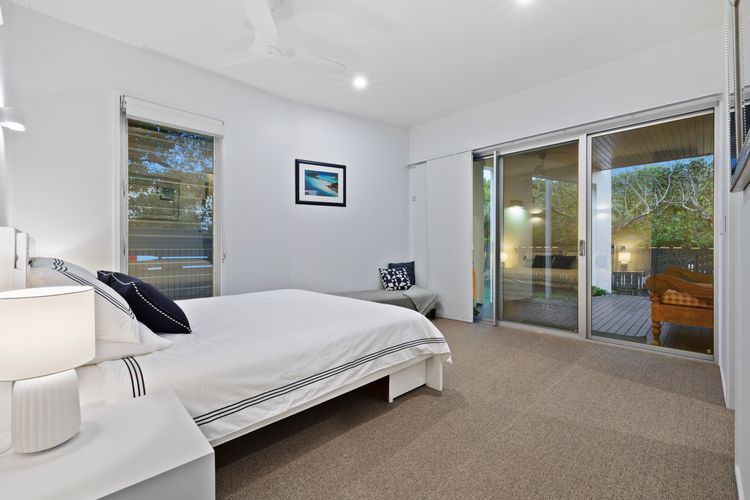 The Boat House- Casuarina Beachfront Home