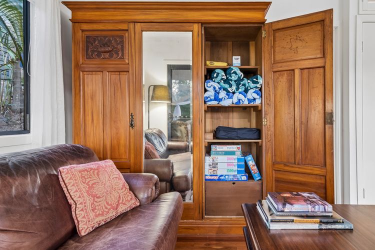 Serenity Escape – Private, Pet-Friendly Home on the Broadwater